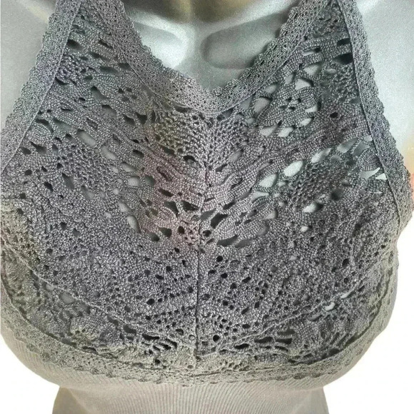 Free People women’s crochet halter top charcoal black size small NWOT - Picture 4 of 5